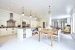 Photo 23- click for photo gallery